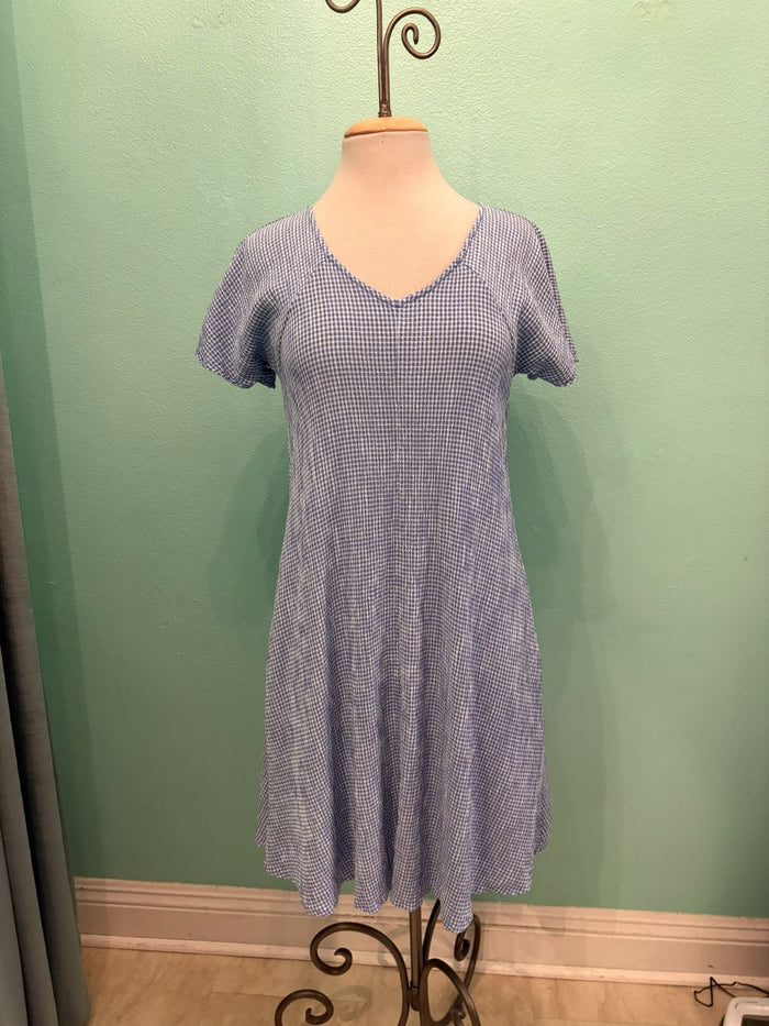 CRINKLE CHECK V-NECK SWING DRESS-FORGET-ME-NOT-CUT LOOSE
