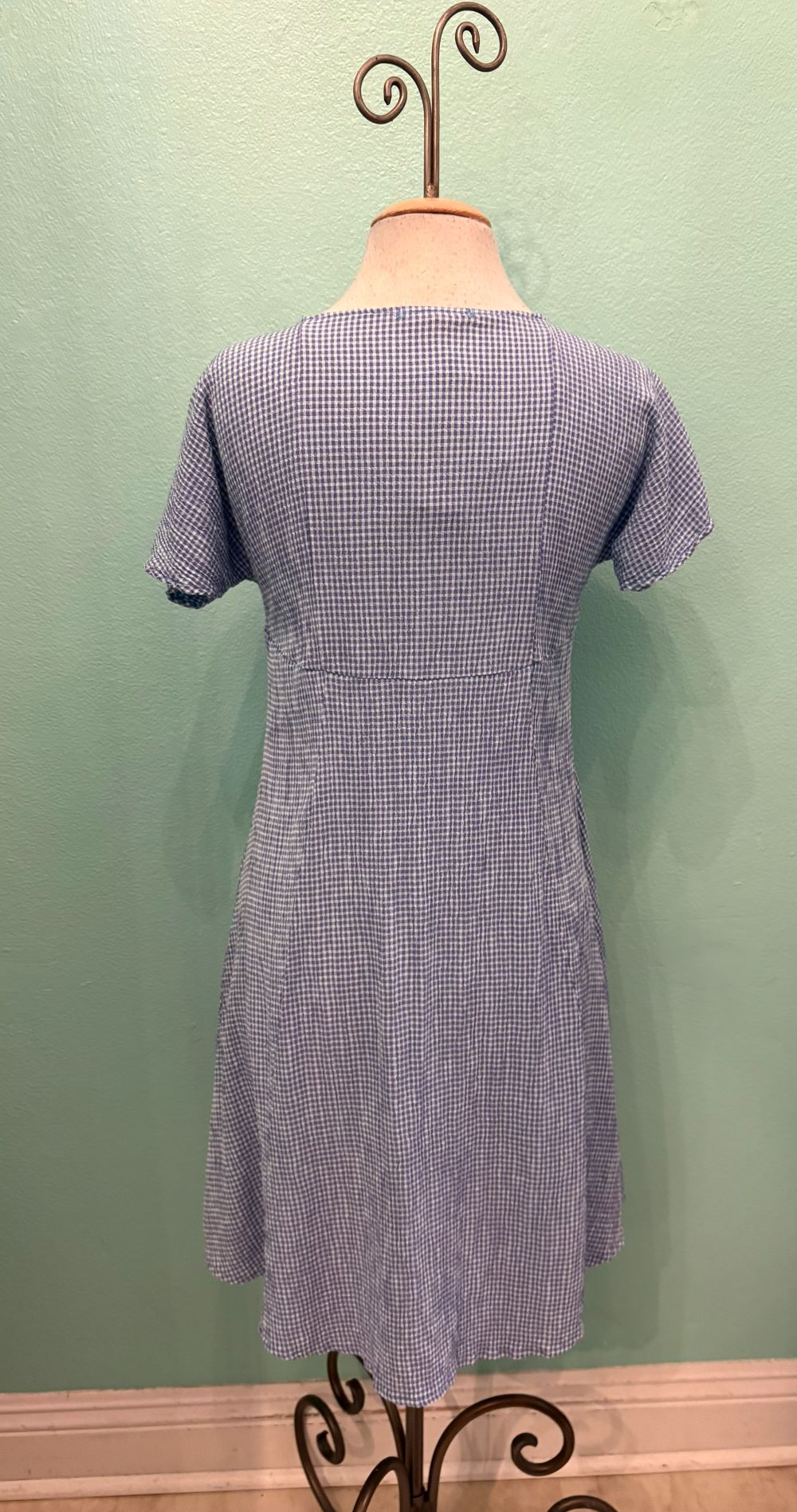 CRINKLE CHECK V-NECK SWING DRESS-FORGET-ME-NOT-CUT LOOSE
