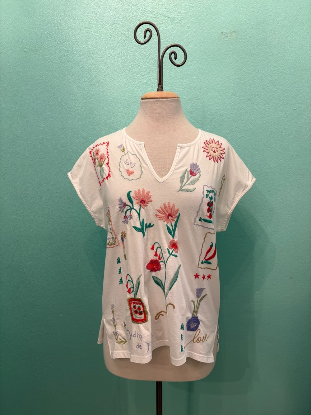 SLIT FRONT TEE-FLEUR-WHITE-JOHNNY WAS