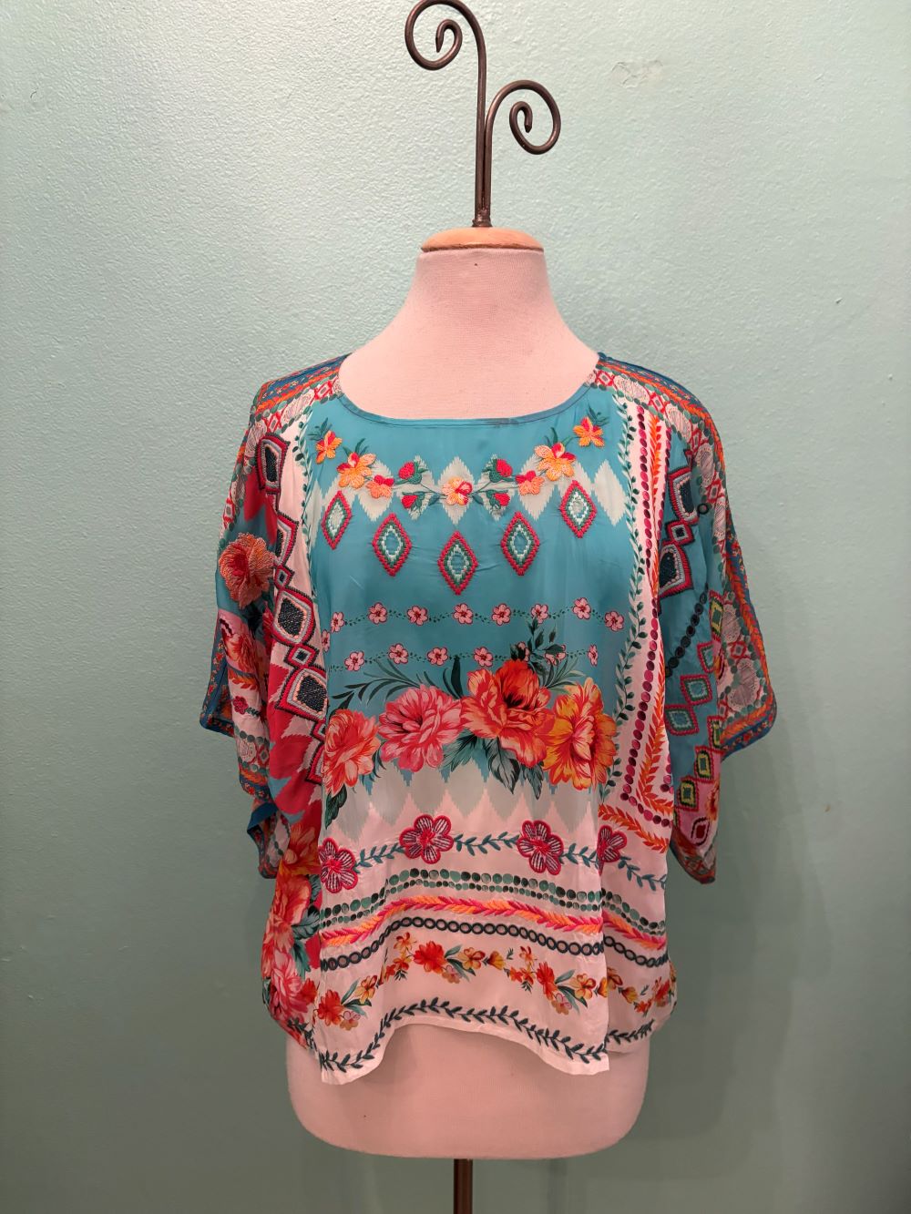MABI BLOUSE-RENATA SCARF-JOHNNY WAS