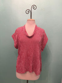 CHECK SHORT SLV COWL TOP-CHERRY-CUT LOOSE