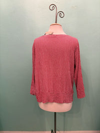 CHECK V-NECK W/VENT 3/4 SLV-CHERRY-CUT LOOSE