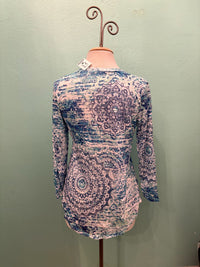 ANTONELLA 3/4 SLEEVE V-NECK TOP-LEGER