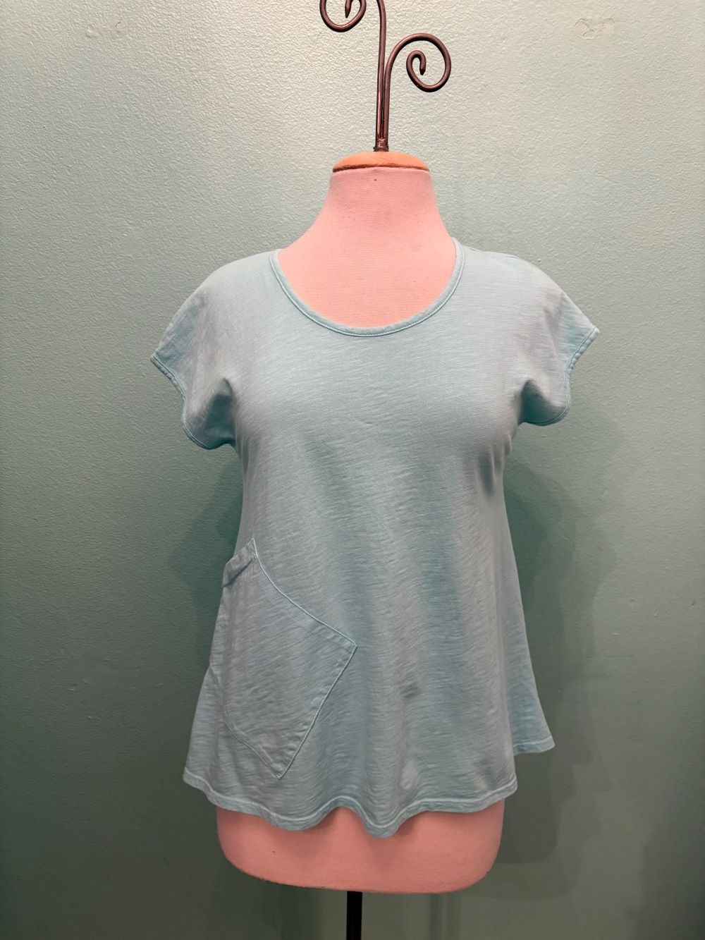 SCOOP CAP SLEEVE TEE W/POCKET-TIDEPOOL-COTTON LANI