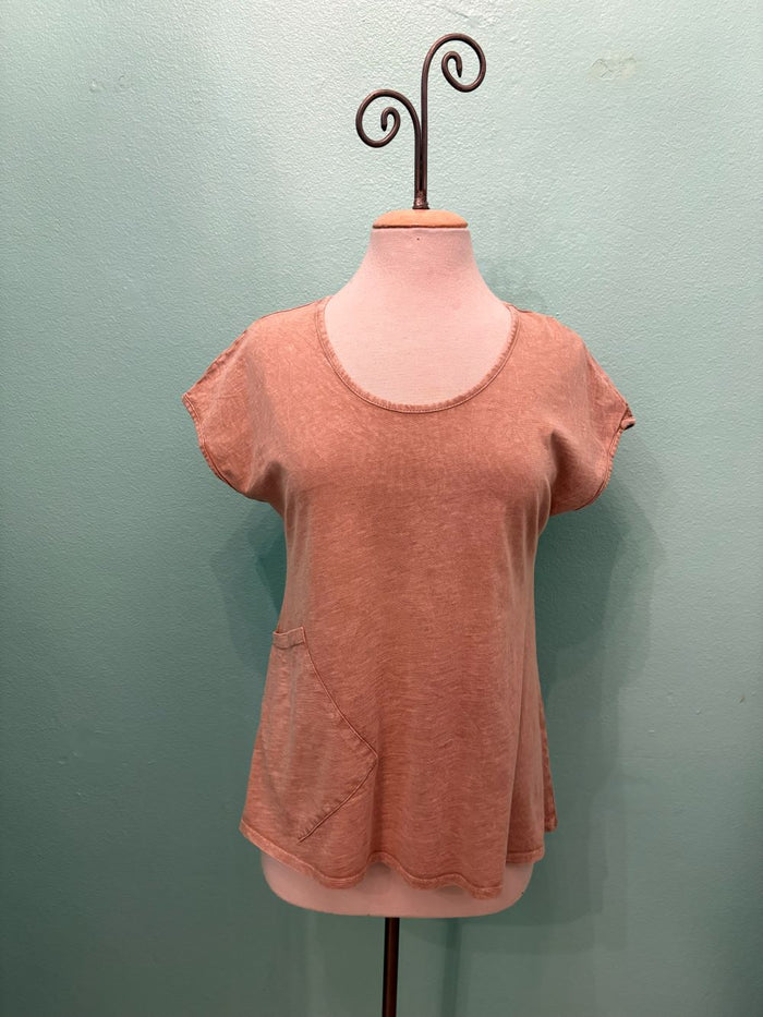 SCOOP CAP SLEEVE TEE W/POCKET-OAT-COTTON LANI