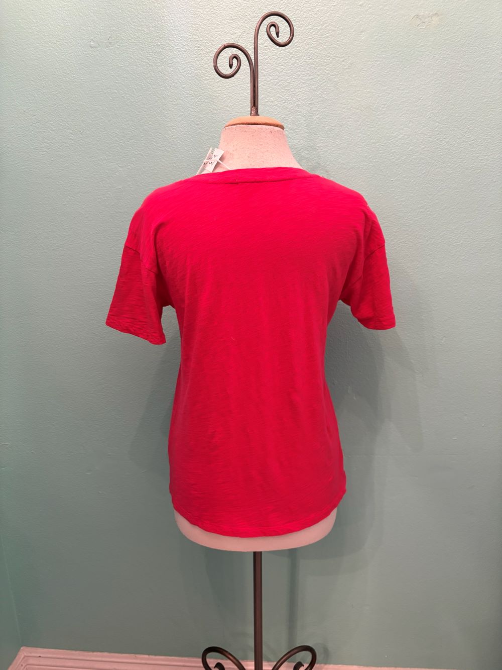 SHORT SLEEVE V-NECK BOXY TEE-FUCHSIA-MODODOC