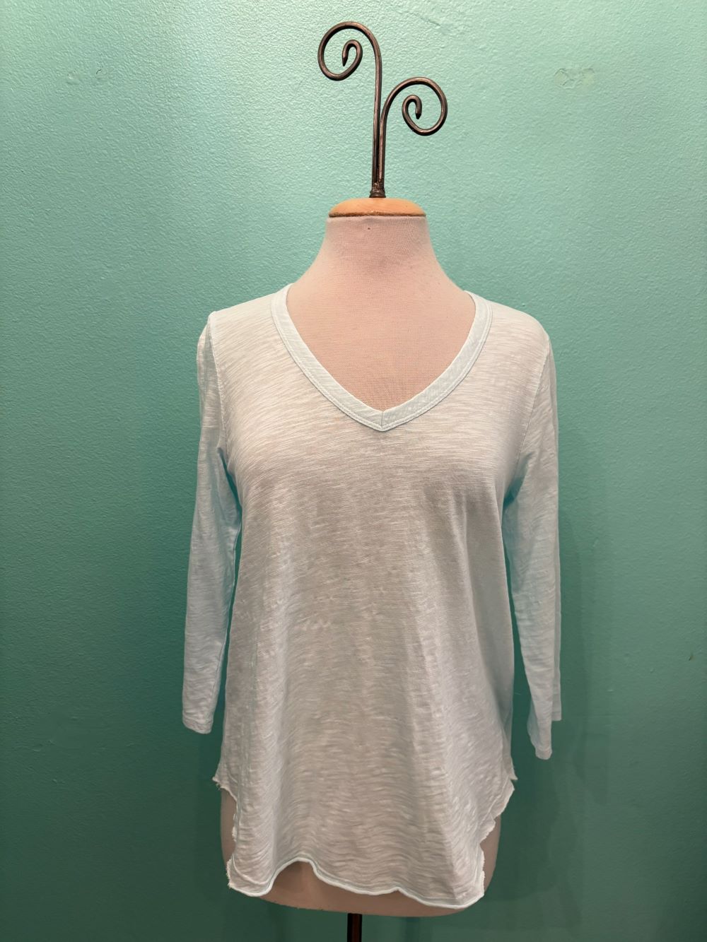 3/4 SLEEVE TEE W/CURVE HEM-BLUE PEARL-MODODOC