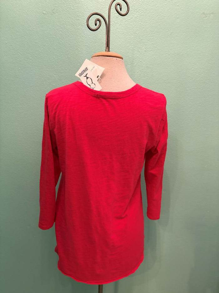 3/4 SLEEVE TEE W/CURVE HEM-FUCHSIA FLASH-MODODOC