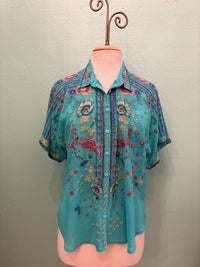 THE AUDREY SHORT SLEEVE SHIRT-LUNES-CERAMIC BLUE-JOHNNY WAS