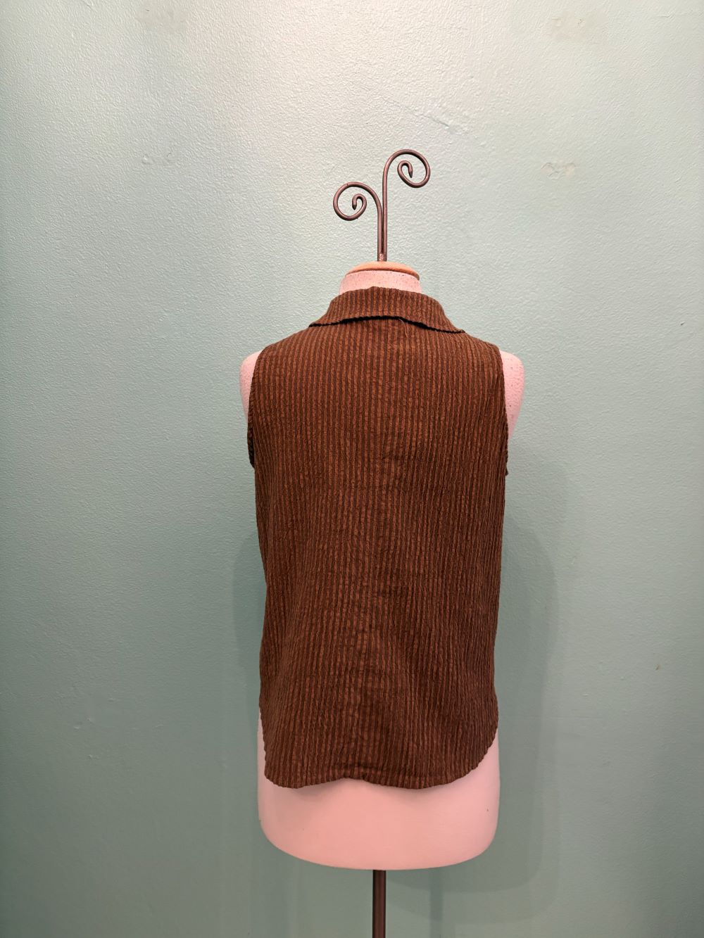 SLEEVELESS SHIRT STRIPE W/COLLAR-COCONUT-CUT LOOSE