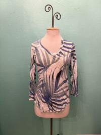 CARINA 3/4 SLEEVE V-NECK TOP-LEGER