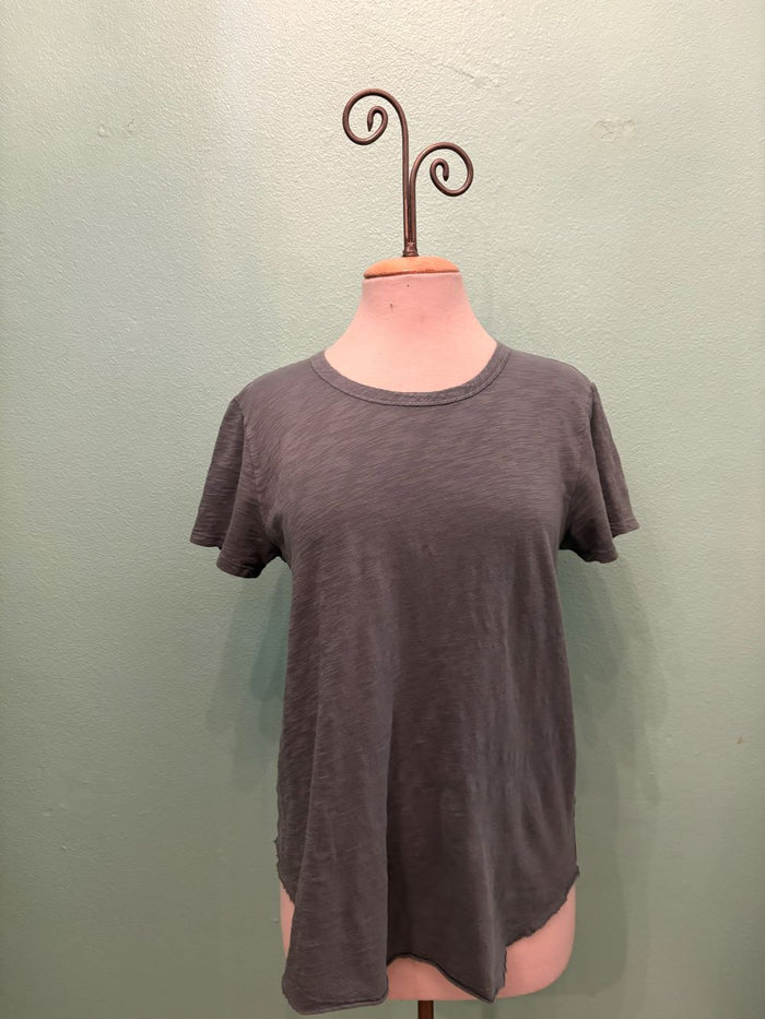 CREW NECK TEE W/CURVE HEM-CELES-TEAL-MODODOC