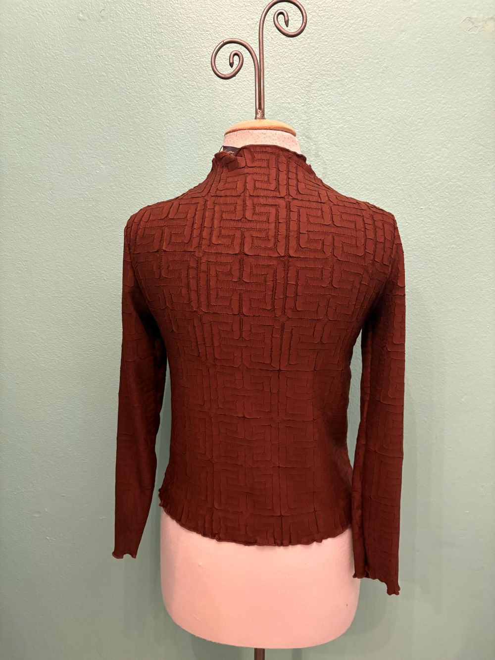 GEO EMBOSSED LONG SLEEVE BLOUSE-VANITE COUTURE