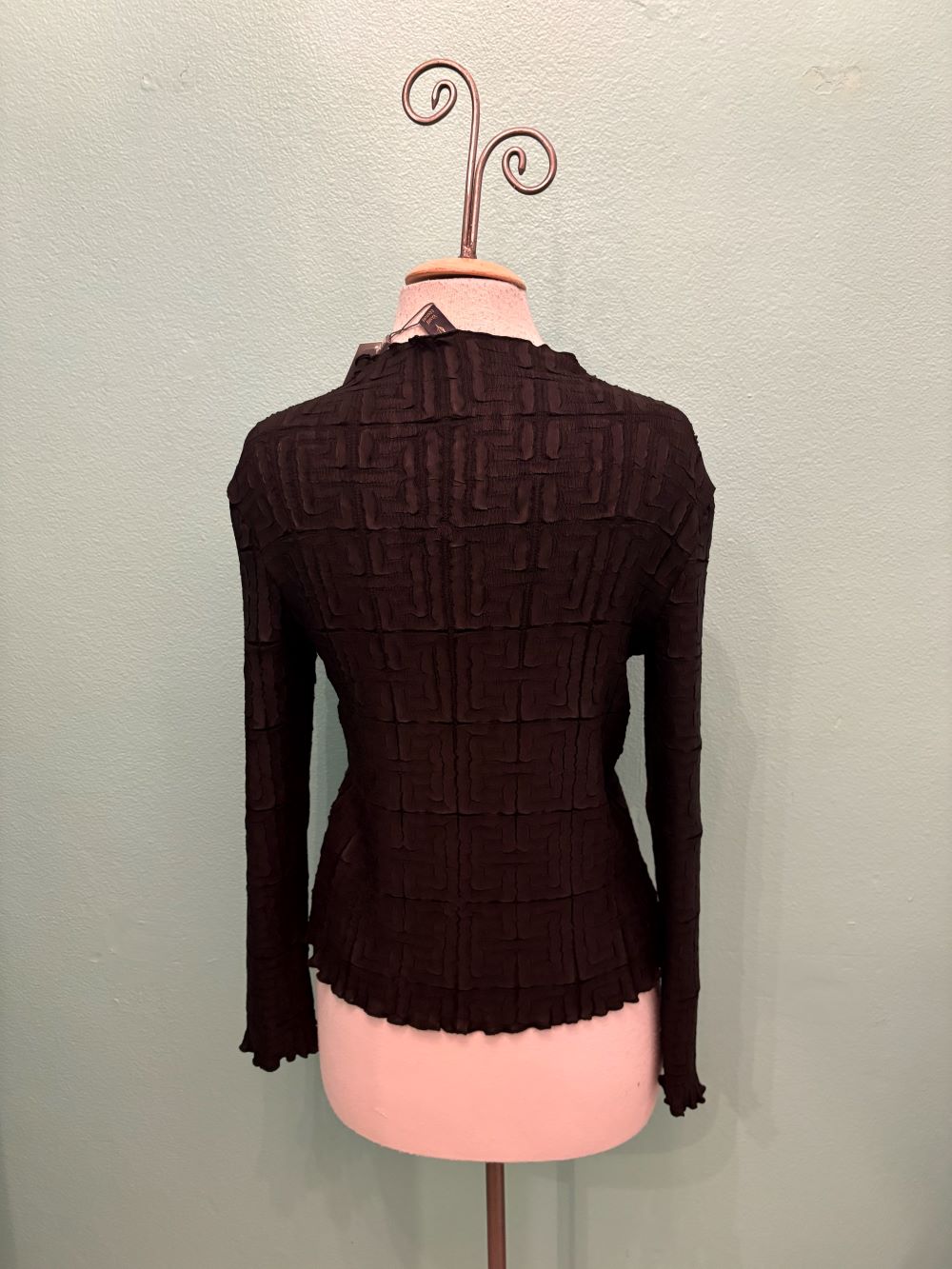 GEO EMBOSSED LONG SLEEVE BLOUSE-VANITE COUTURE