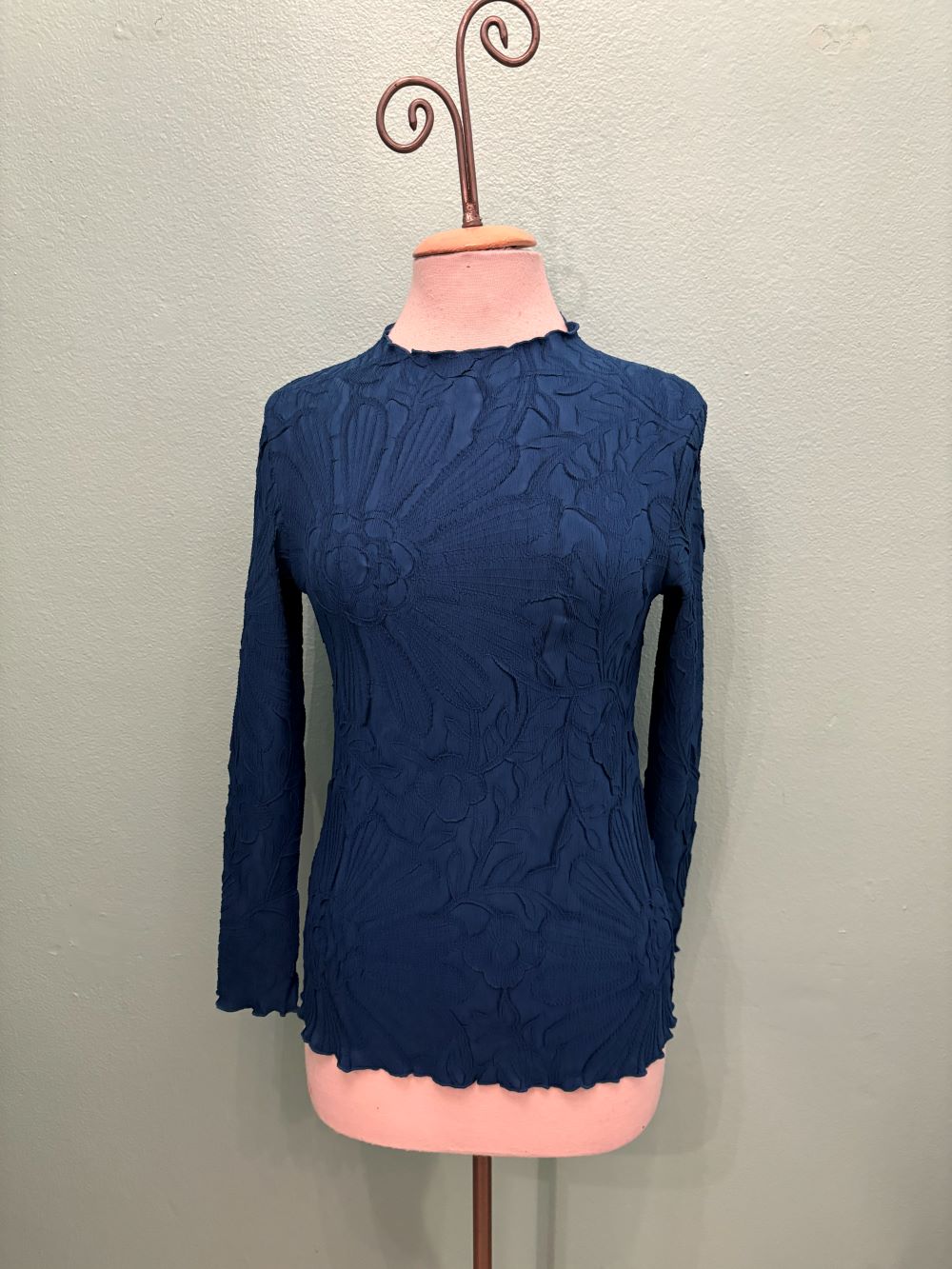 EMBOSSED LONG SLEEVE BLOUSE-68091-VANITE COUTURE