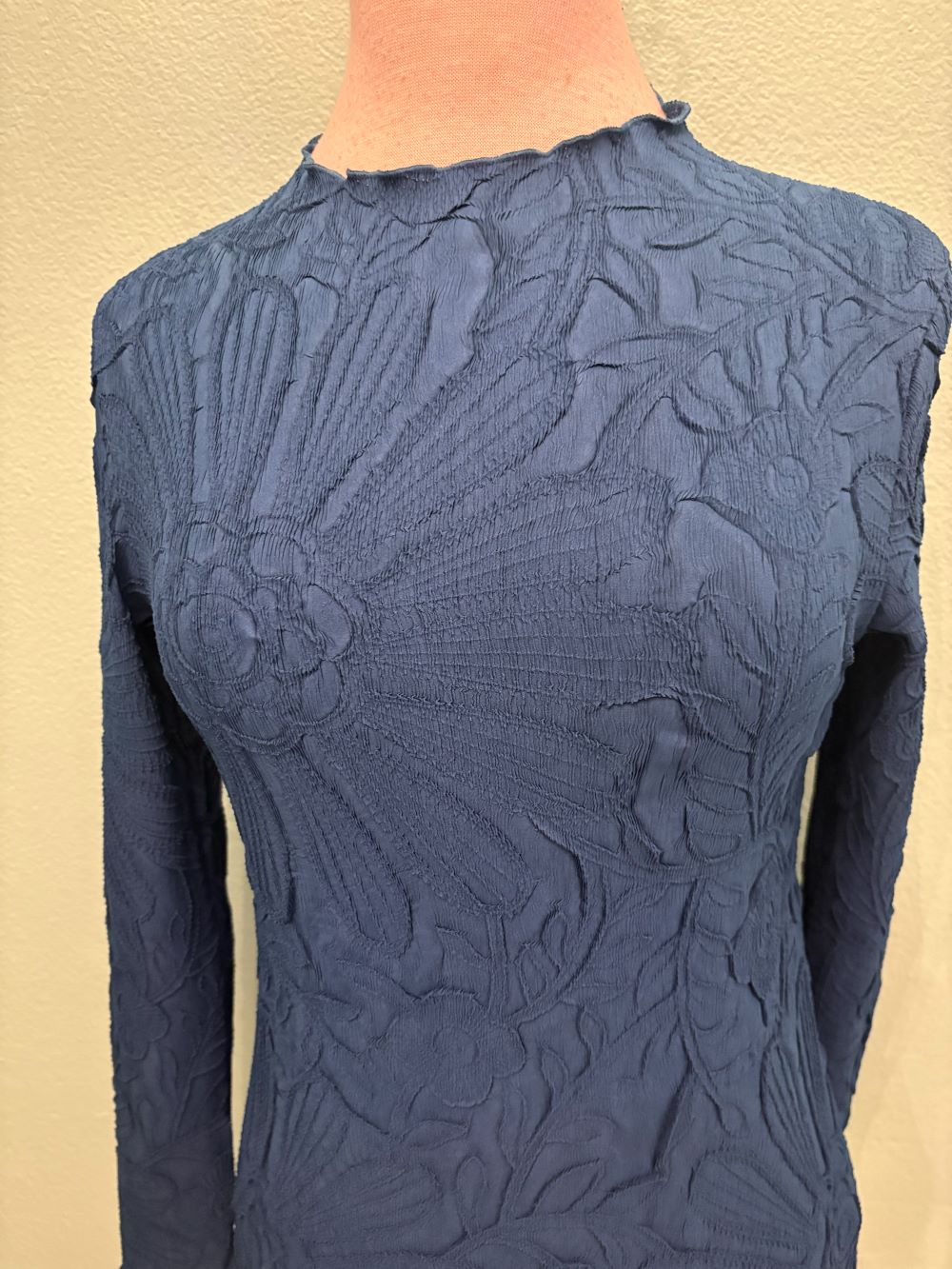 EMBOSSED LONG SLEEVE BLOUSE-68091-VANITE COUTURE