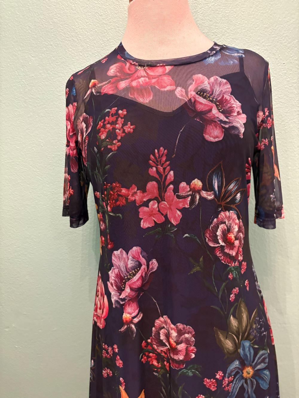 MESH ELBOW SLEEVE ASYMMETRIC HEM DRESS-OLLIE-JOHNNY WAS