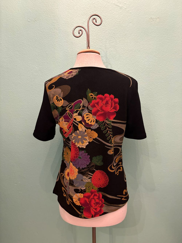 ASIAN SWIRL S/S TOP-MOONLIGHT