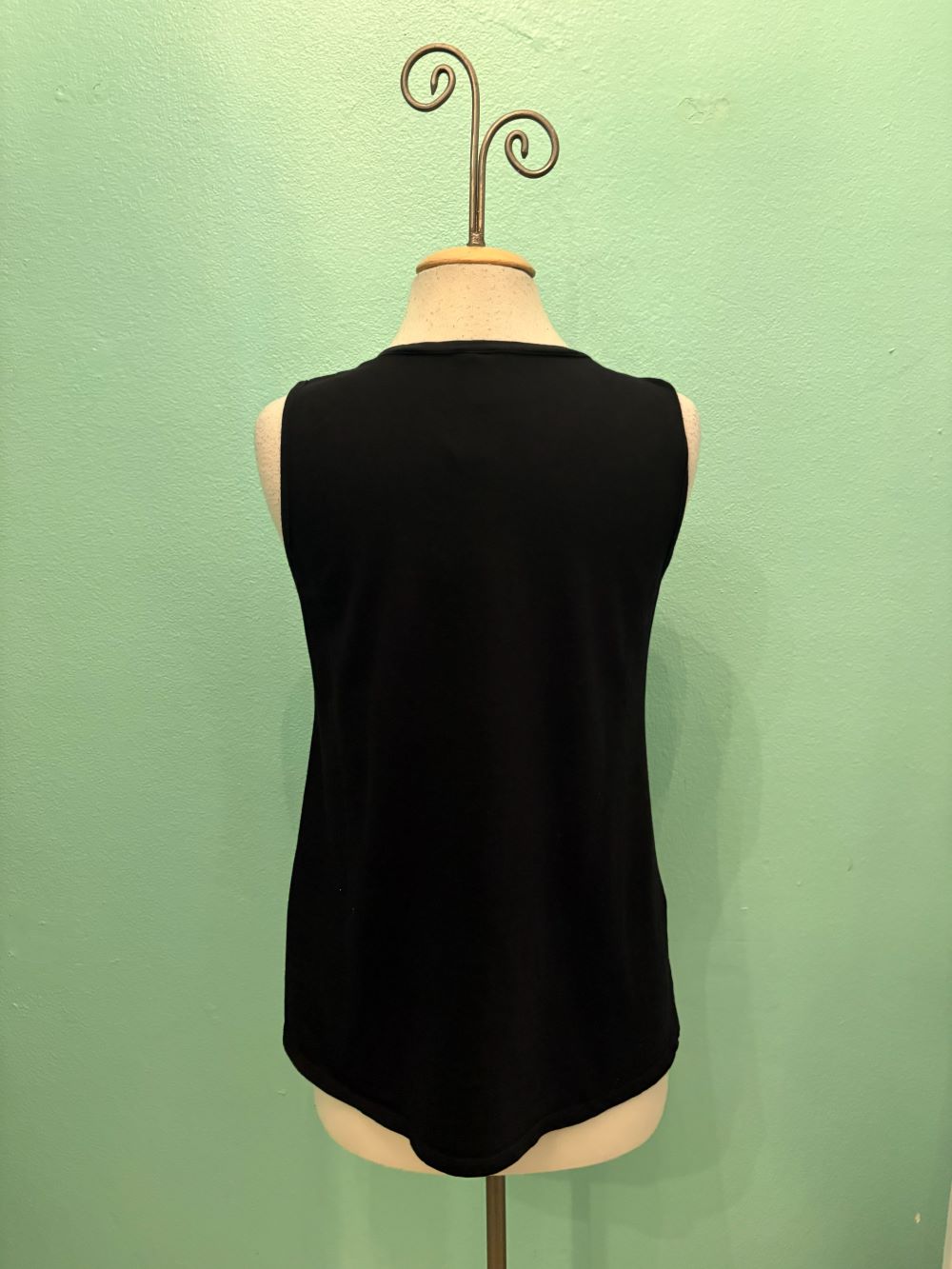 V-NECK TANK-BLACK-COTTON LANI