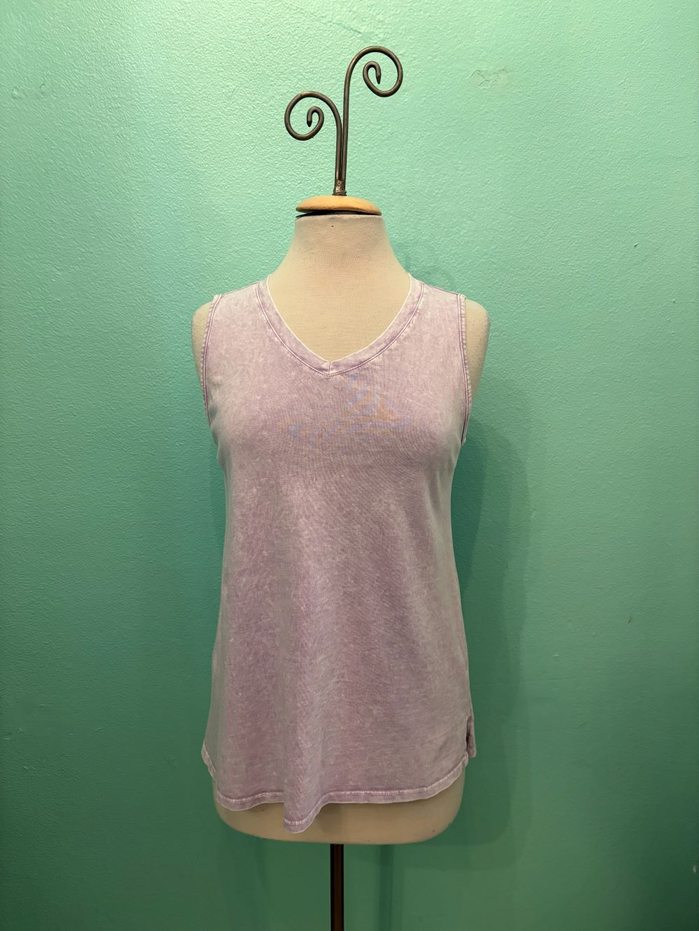 V-NECK TANK-MINERAL LILAC-COTTON LANI