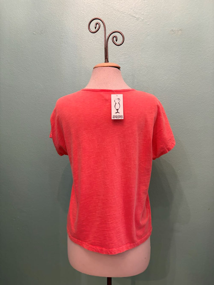 V-NECK SEAM CAP SLEEVE TEE-MINERAL CORAL-COTTON LANI