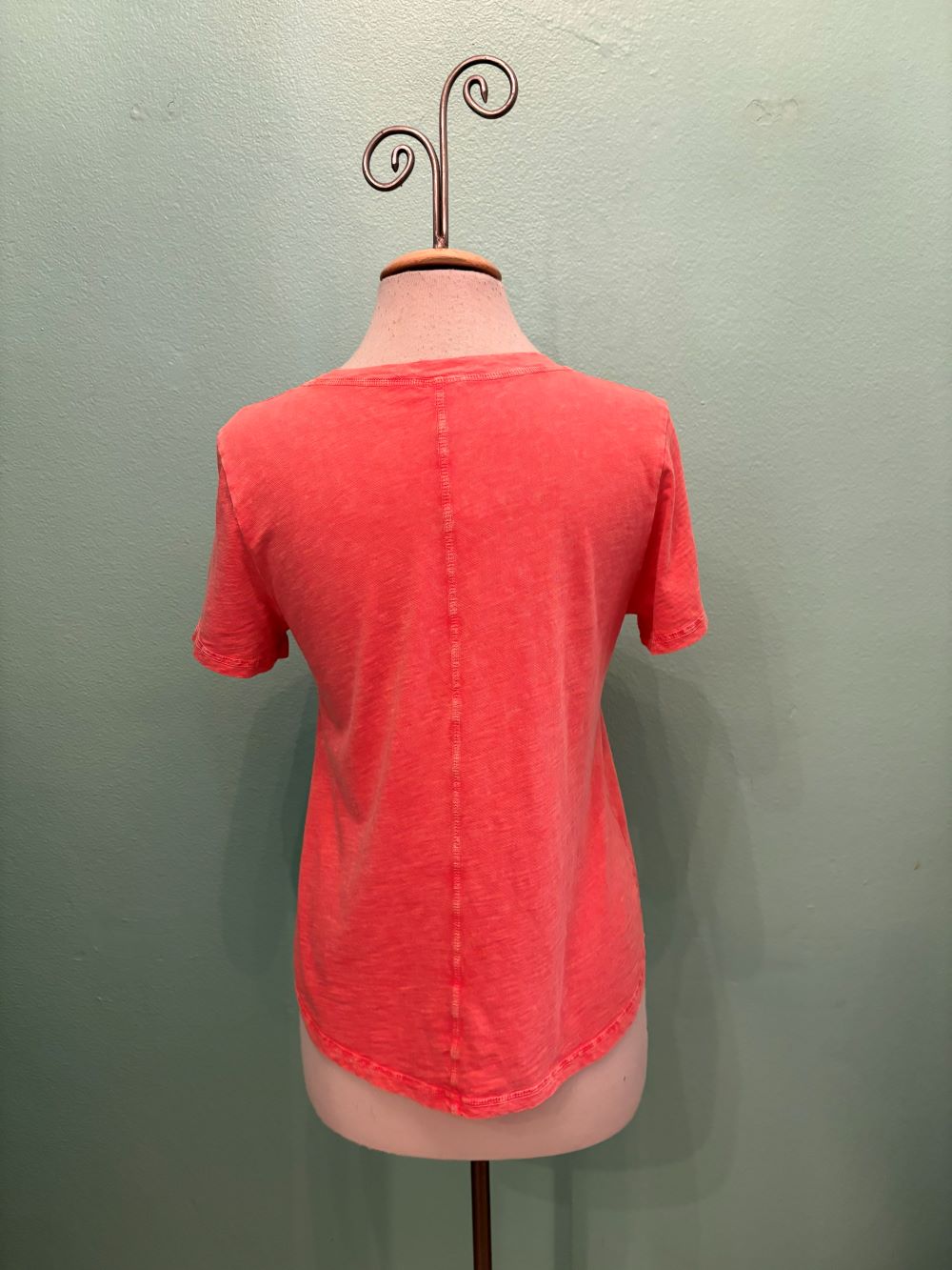 SWING CREW NECK S/S SLEEVE TEE-MINERAL CORAL-COTTON LANI