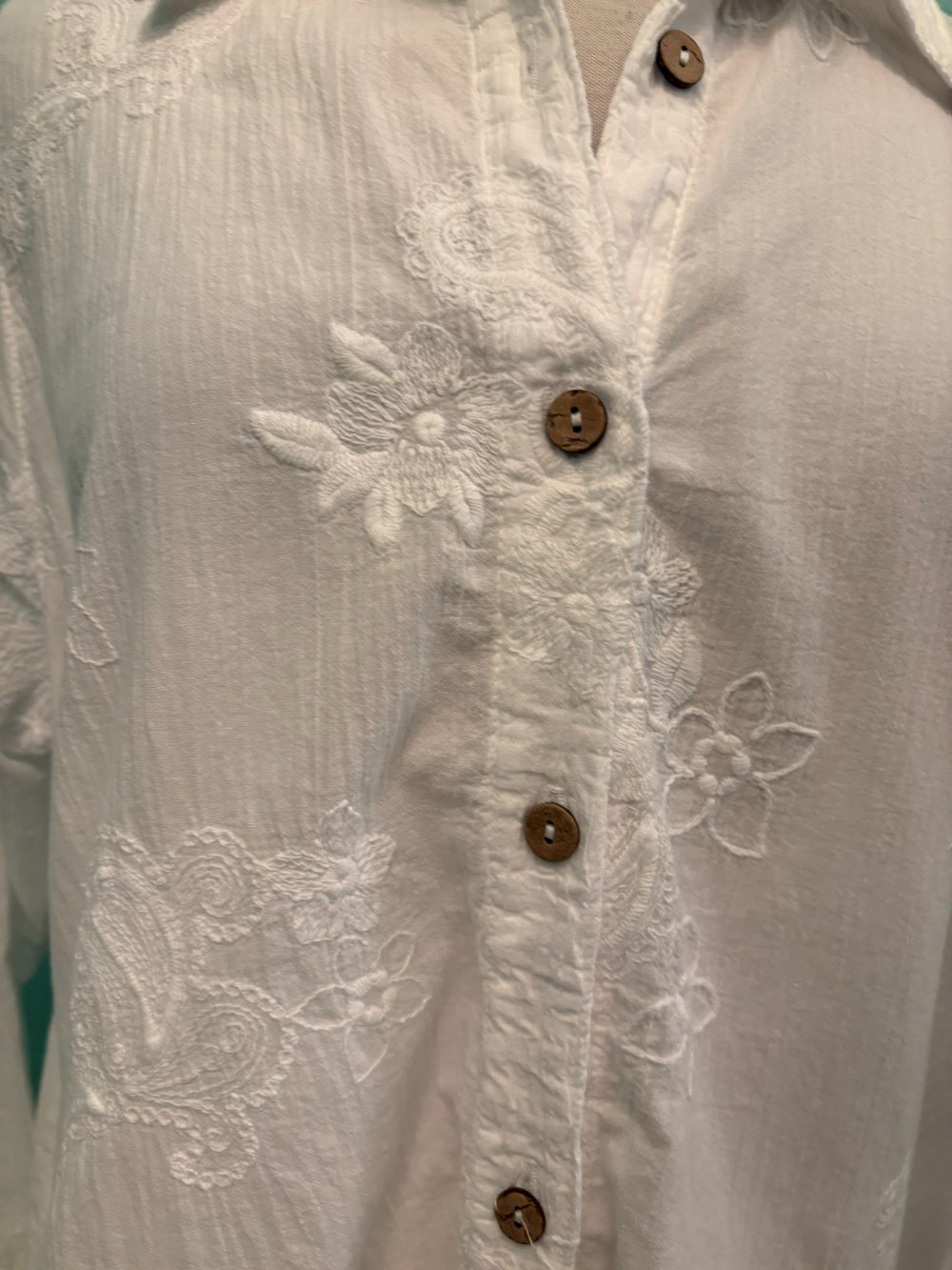 EMBROIDERED BUTTON DOWN SHIRT-WHITE-SEA BREEZE