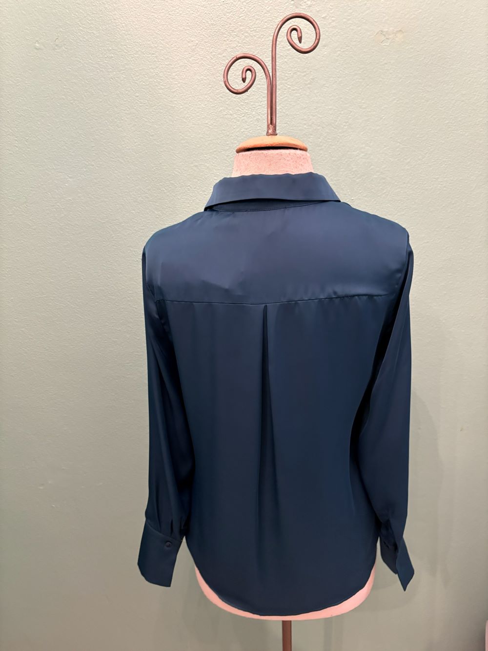 SATIN BUTTONDOWN BLOUSE-DEEP SEA-RENUAR