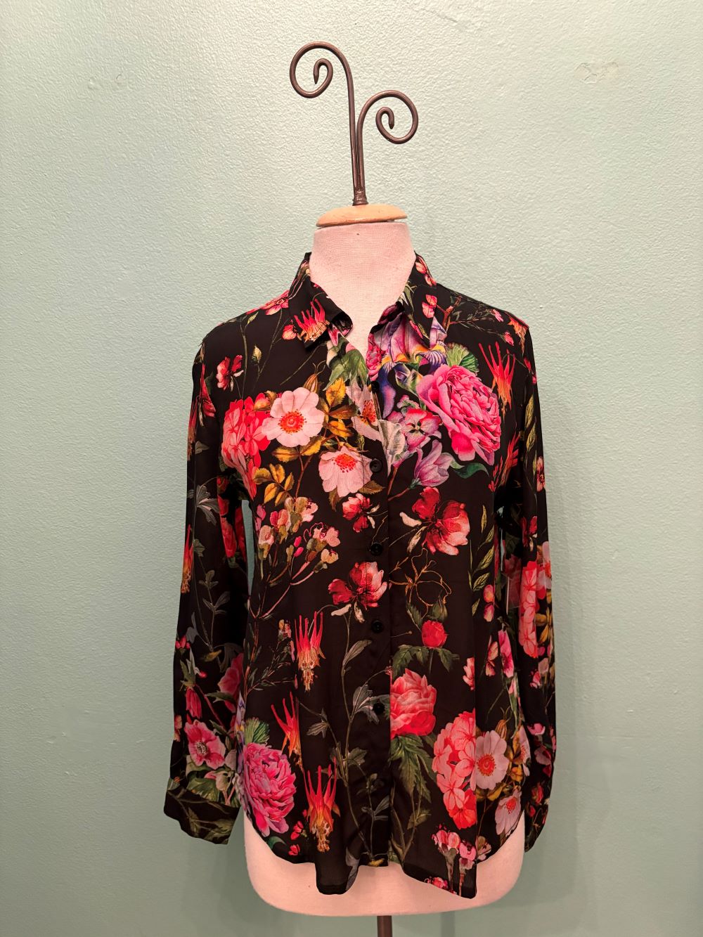 ROUGE FLORAL PRINT BUTTONDOWN BLOUSE-APNY