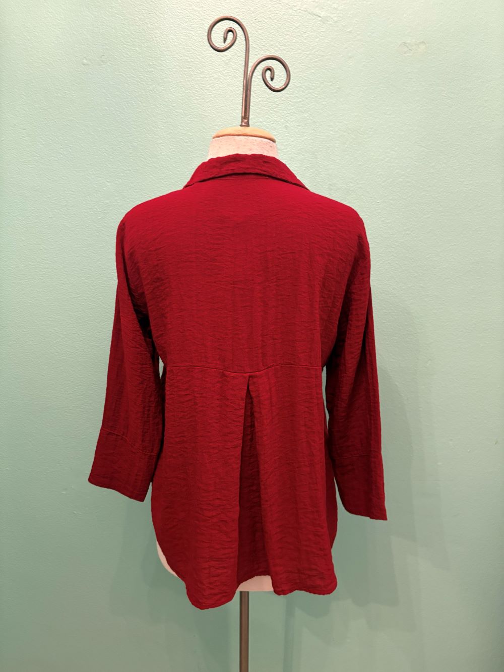 EASY CROP SHIRT TEXTURE RAYON-MARASCHINO-CUT LOOSE