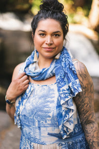 LET THE LIGHT IN SCARF-MARKET OF STARS