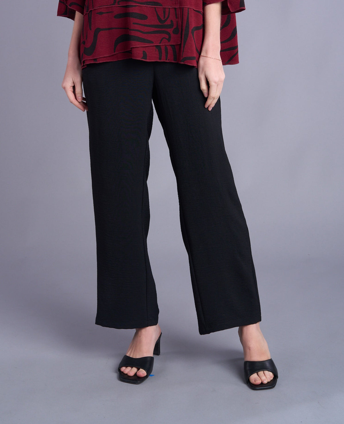 AIRFLOW ANKLE PANT-BLACK-SHANA