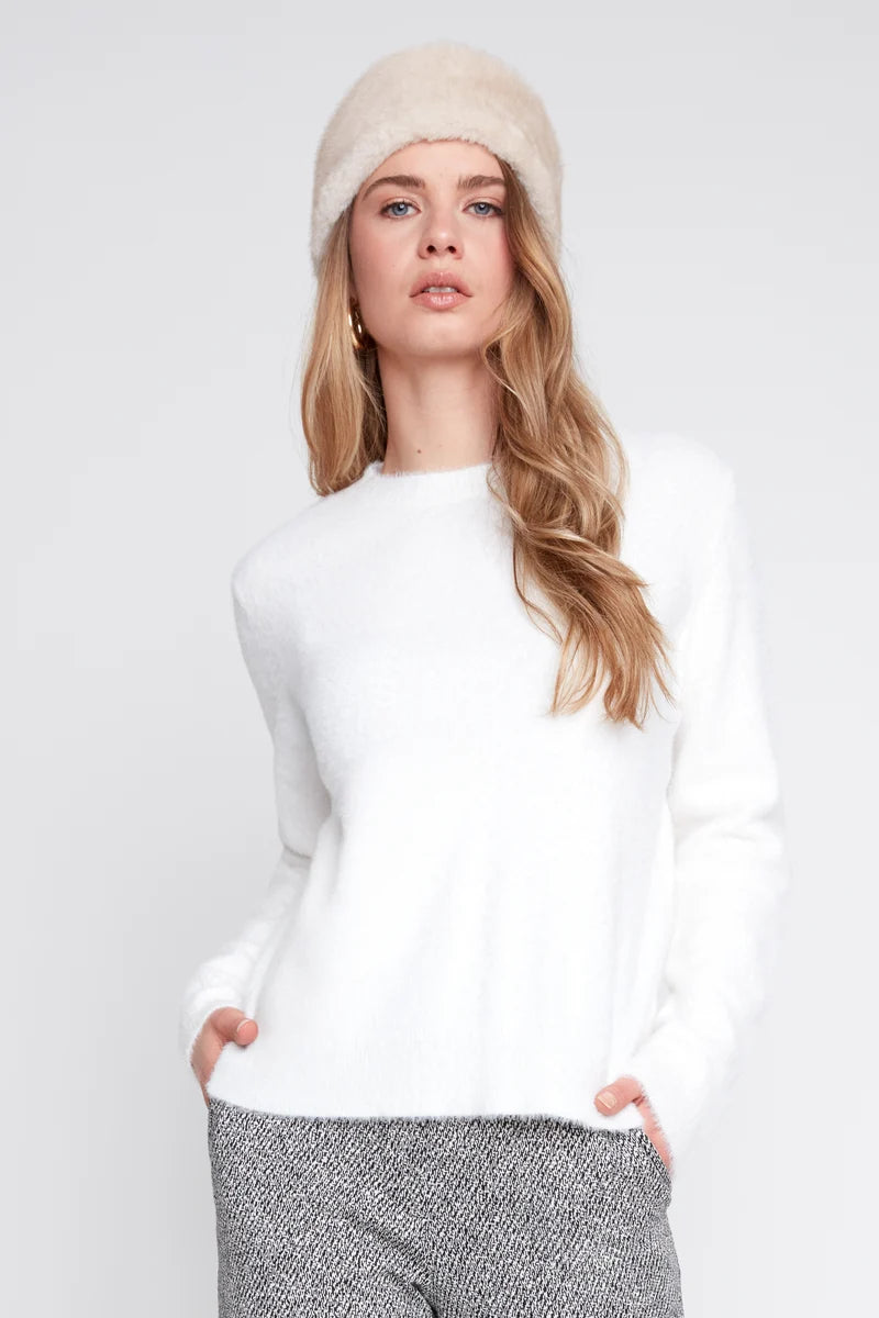 COZY FEATHER YARN SWEATER-CREME-RENUAR