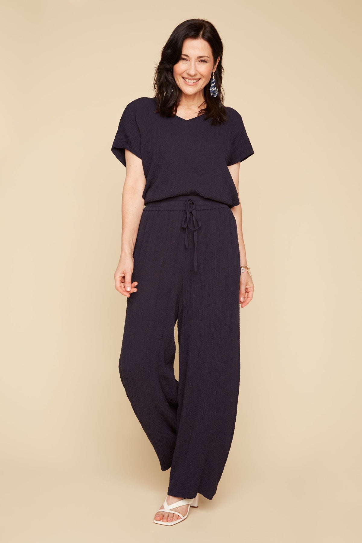 CAP SLEEVE V-NECK CRINKLE TOP-RENUAR