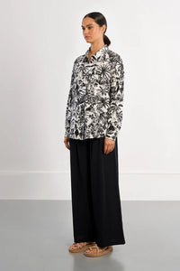 HAWAII PRINT BLK/WHITE BLOUSE-MOLLY BRACKEN
