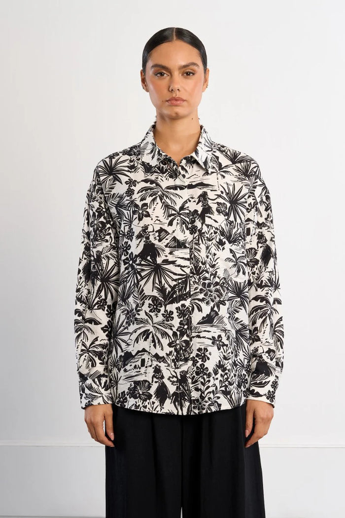 HAWAII PRINT BLK/WHITE BLOUSE-MOLLY BRACKEN