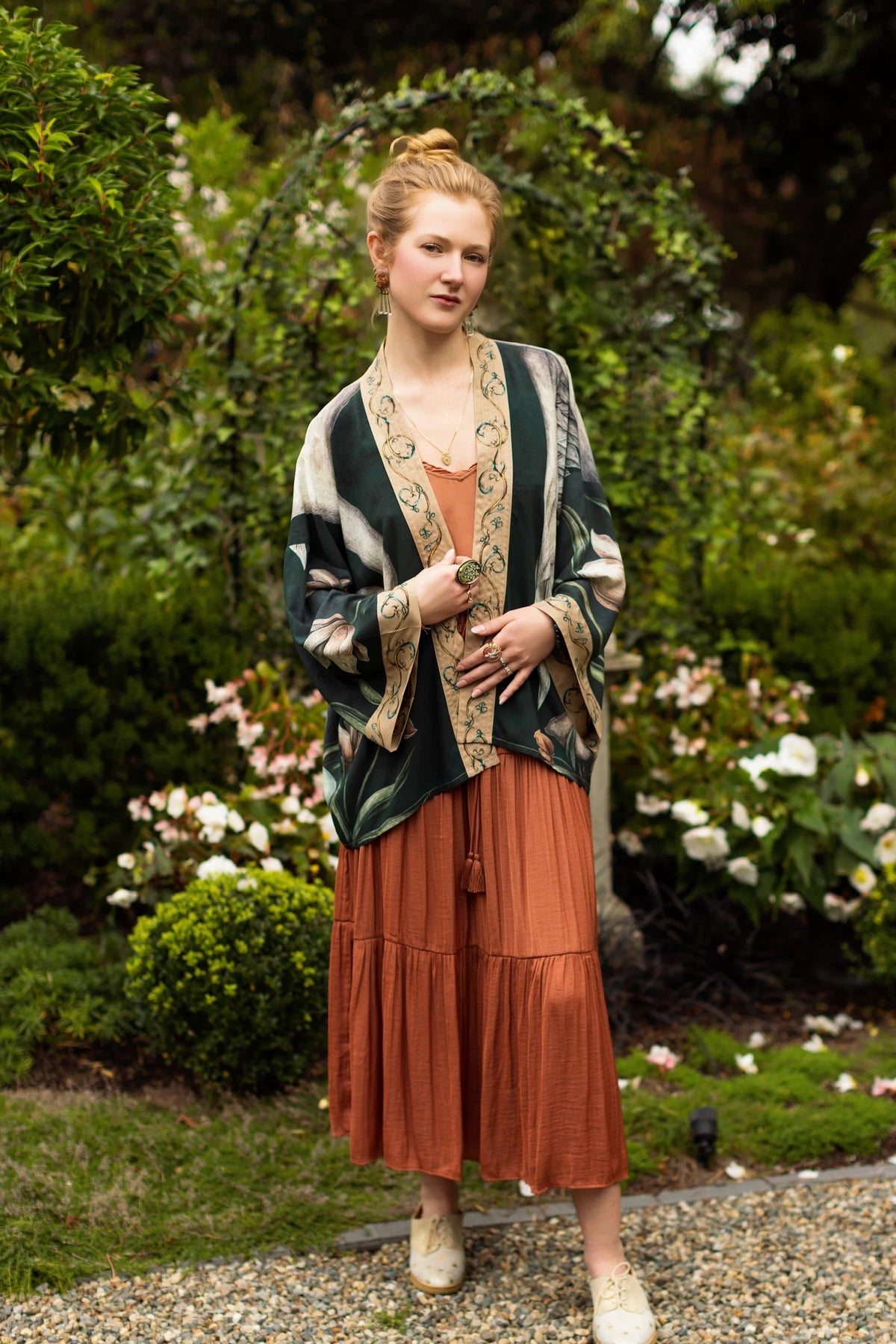 UNDER MY WING PIXIE DUSTER CROP KIMONO-MARKET OF STARS