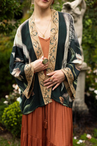 UNDER MY WING PIXIE DUSTER CROP KIMONO-MARKET OF STARS