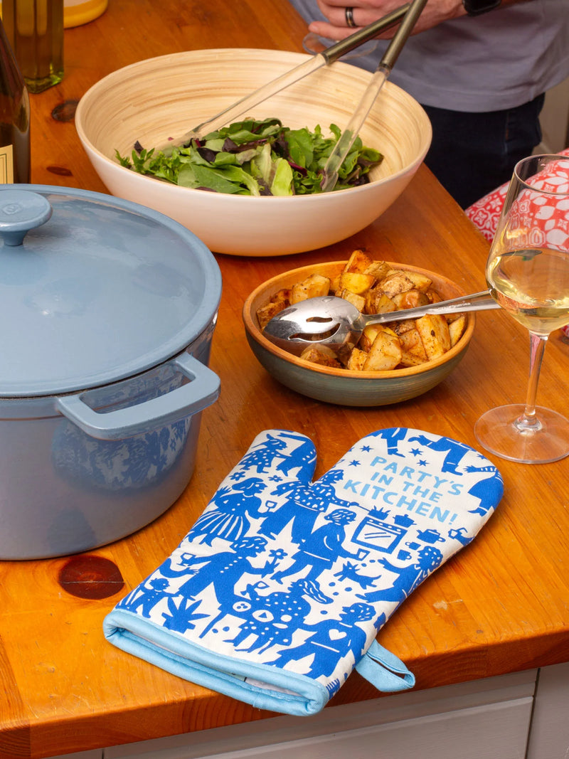 PARTY IN THE KITCHEN OVEN MITT-BLUE Q