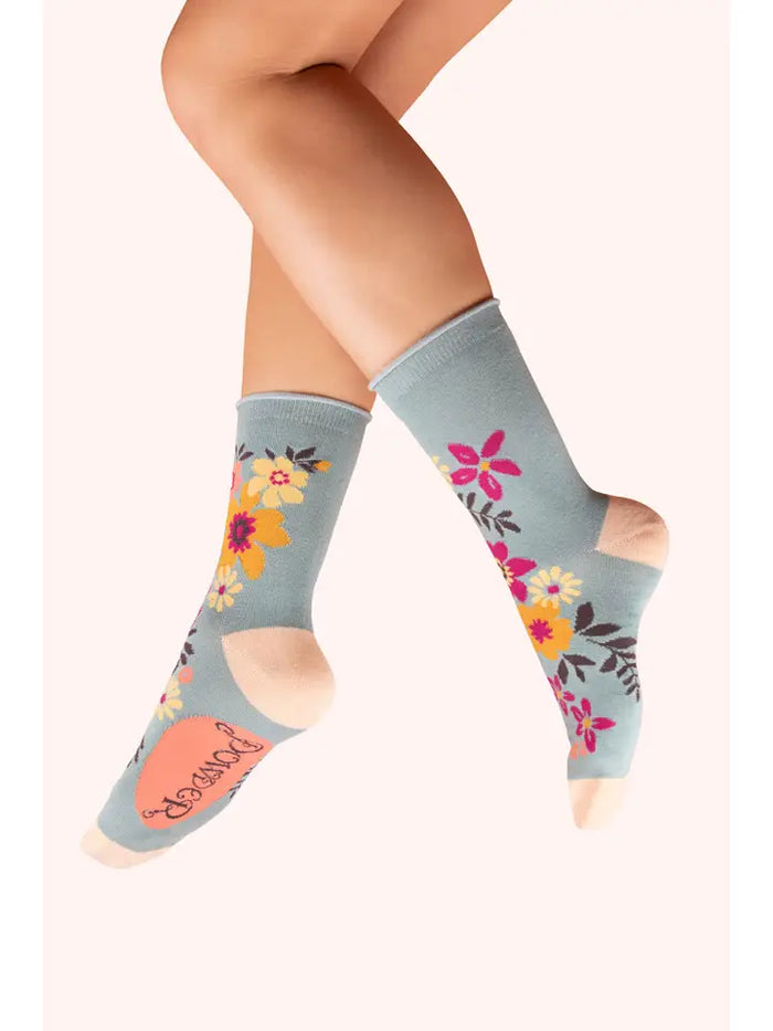 FLORAL SPRAY ANKLE SOCKS-ICE-POWDER