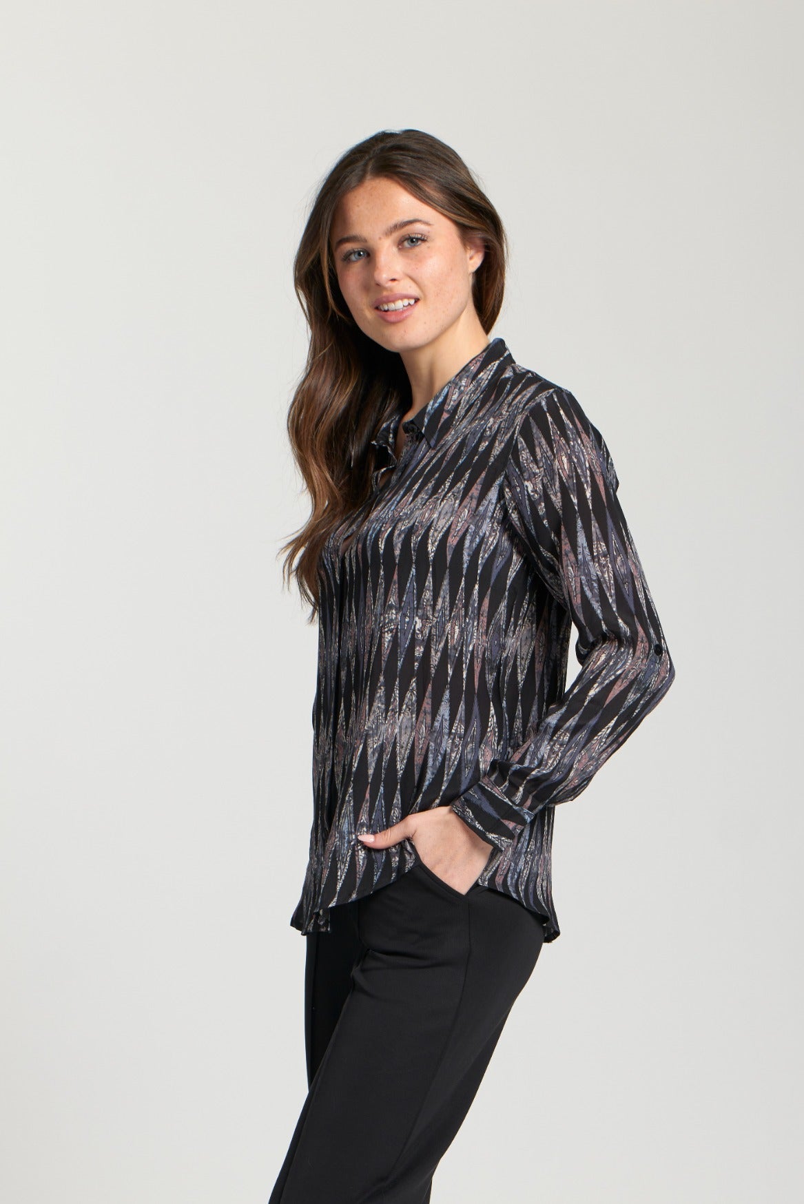 BLACK DIAMOND BUTTONDOWN BLOUSE-APNY