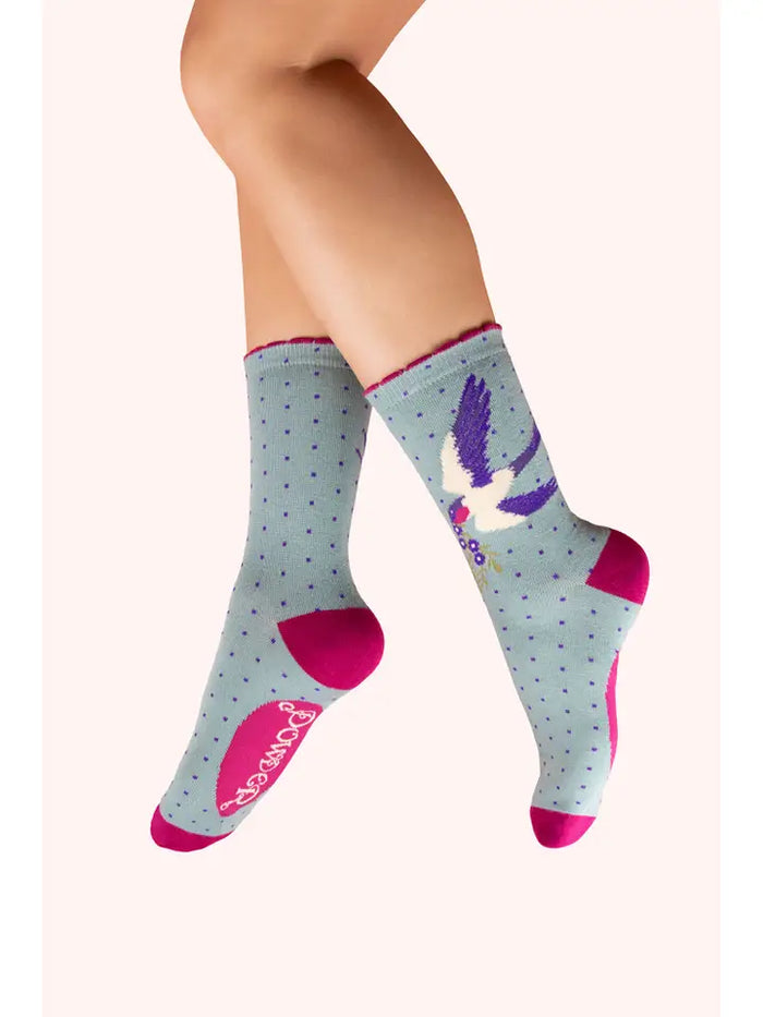 SWOOPING SWALLOW ANKLE SOCKS-POWDER