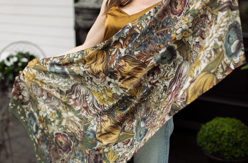 LOVE GROWS WILD SCARF-MARKET OF STARS