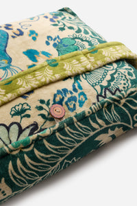 CLYDE SCARF TRAVEL BLANKET-JOHNNY WAS