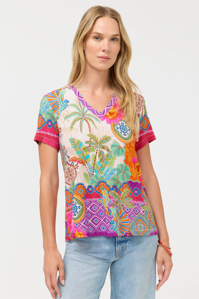 THE JANIE FAV S/S V-NECK SWING TEE-AVELAR-JOHNNY WAS
