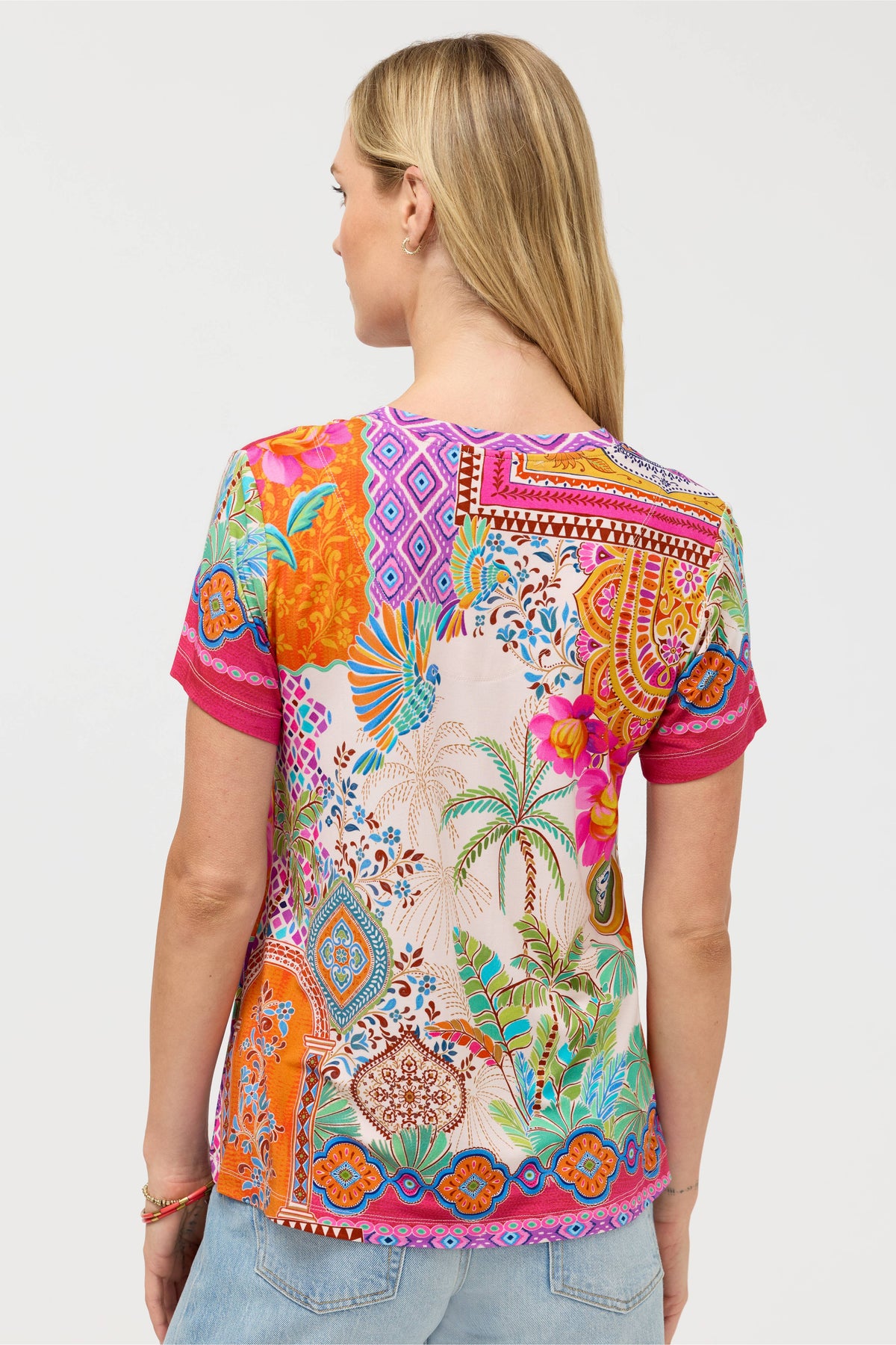 THE JANIE FAV S/S V-NECK SWING TEE-AVELAR-JOHNNY WAS