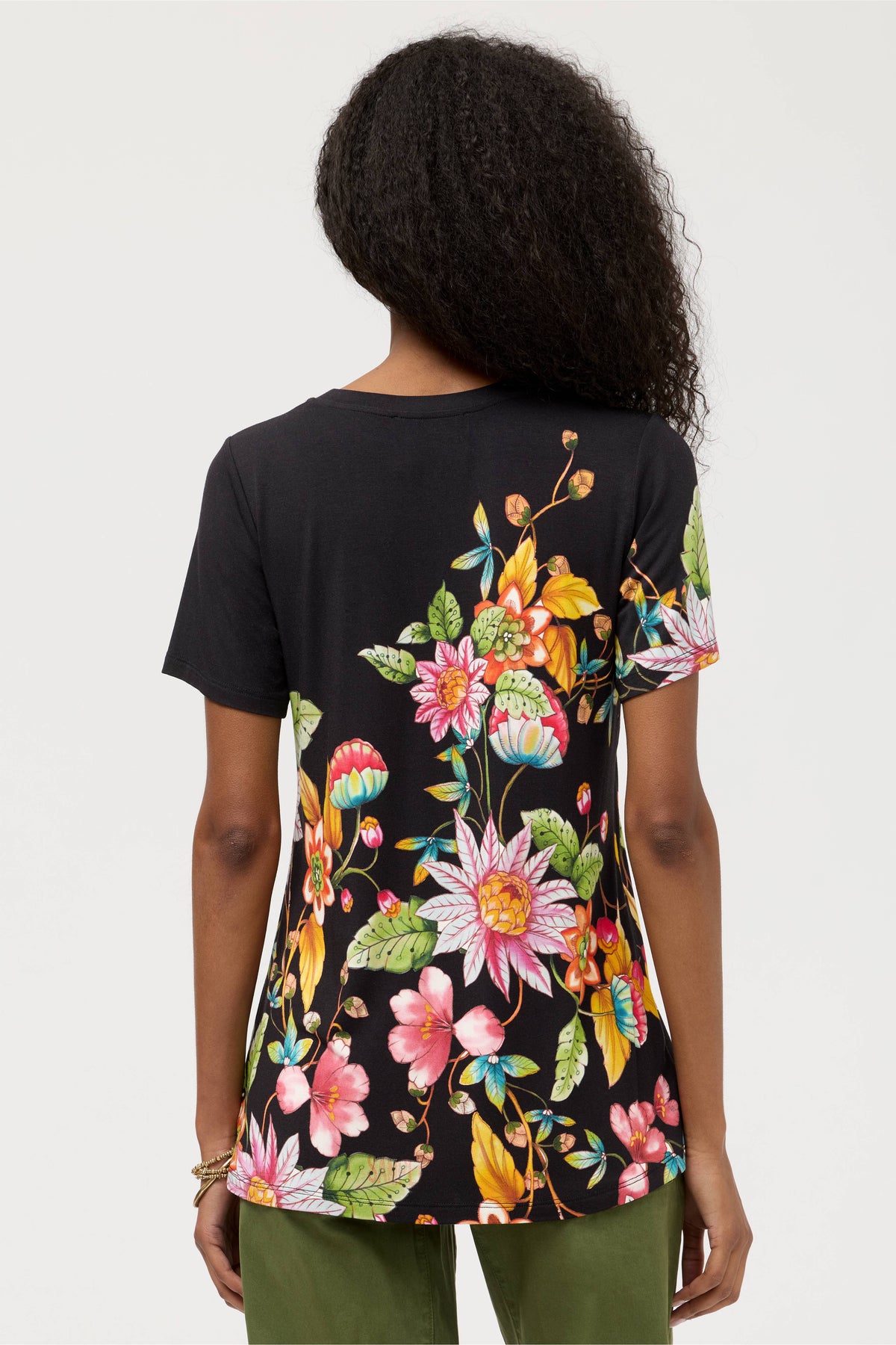THE JANIE FAV SHORT SLEEVE CREW TEE-ORLAYA-JOHNNY WAS