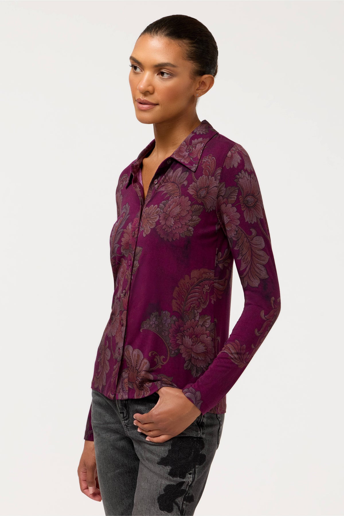 JANIE FAV FITTED L/S BUTTON-TAZARI BURGUNDY-JOHNNY WAS
