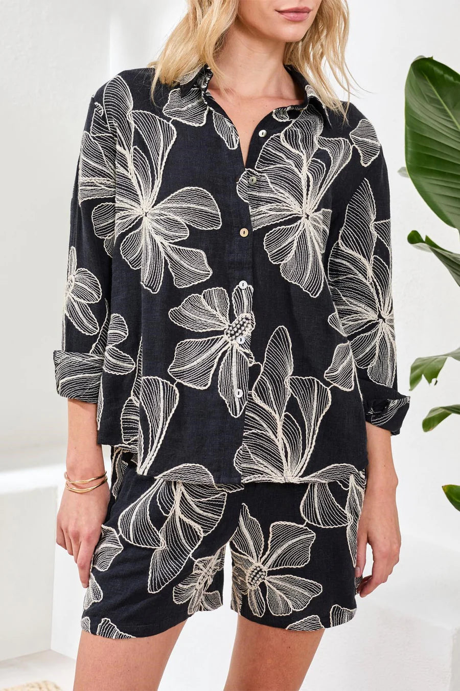 EMBROIDERED LONG SLEEVE BUTTON BLOUSE-BLACK-TRIBAL