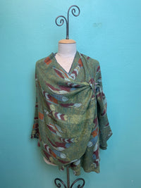 REVERSIBLE CASHMERE SHAWL W/LOOP-RAPTI FASHIONS
